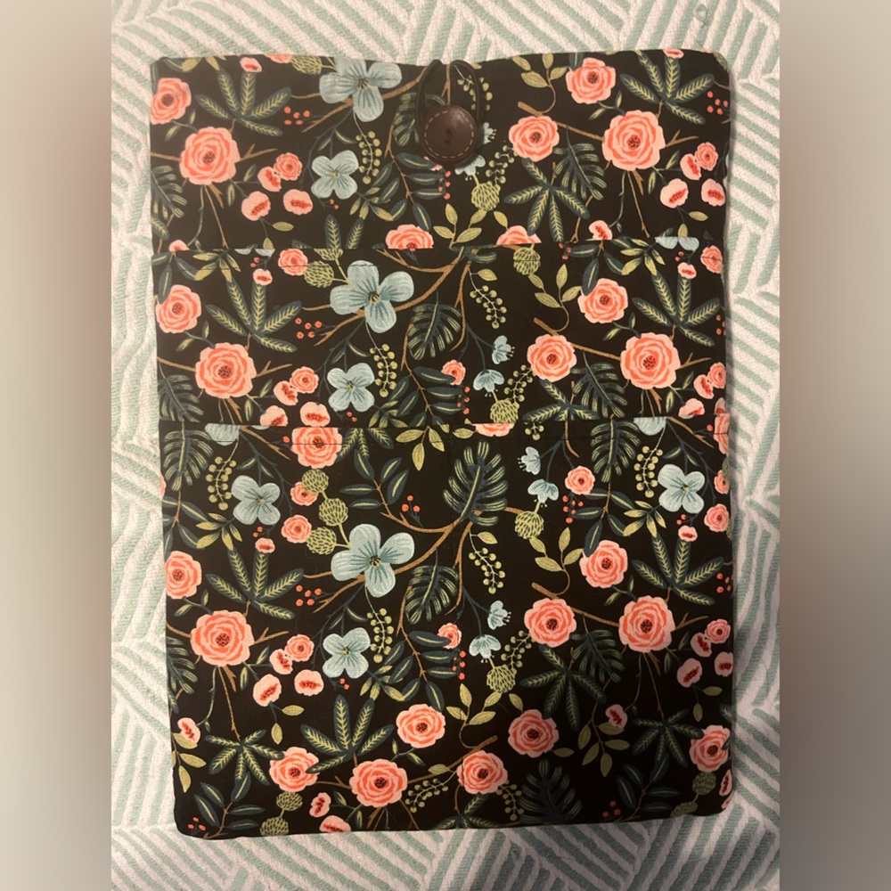 Laptop sleeve (fits 13inch laptop)
